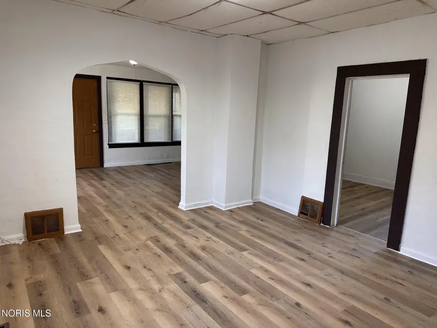 1023 Heston Street, Toledo, OH 43607 - #3