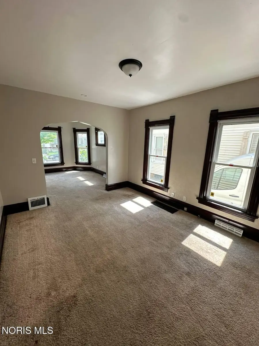 2125 Valentine Street, Toledo, OH 43605 - #2
