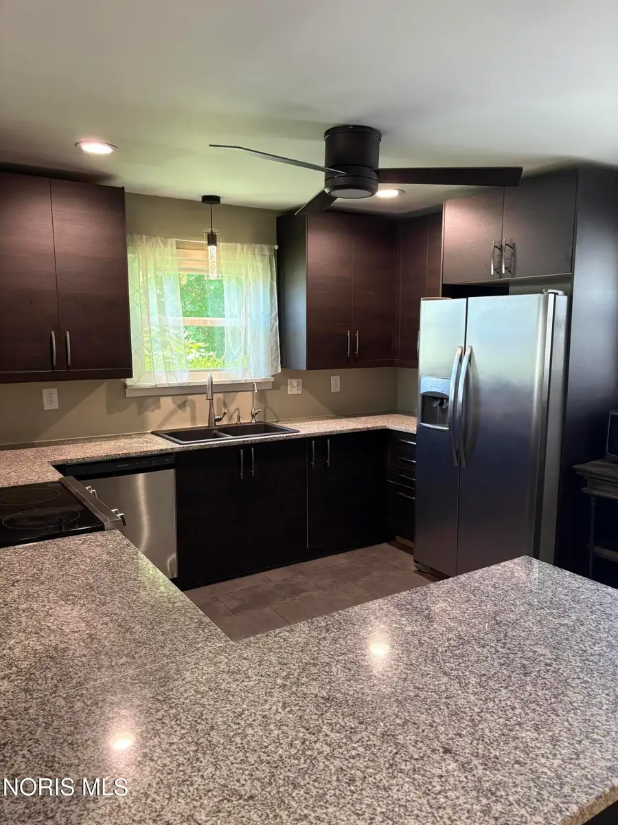 1448 Logan Avenue, Findlay, OH 45840 - #3