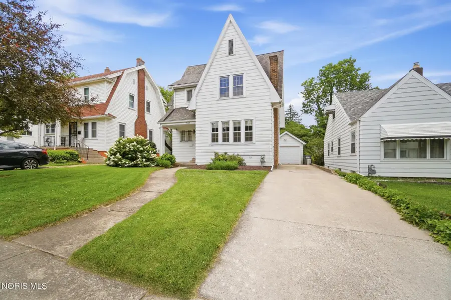 3025 Sherbrooke Road, Toledo, OH 43606 - #2