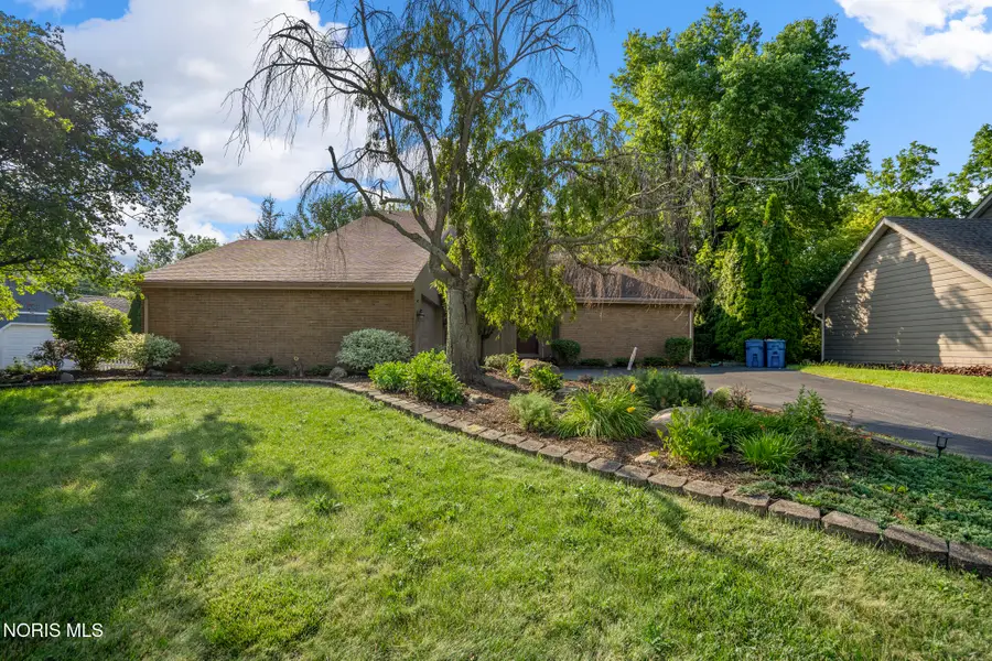 7231 Sawmill Run, Holland, OH 43528 - #3