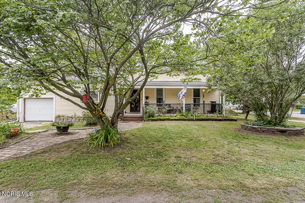 215 N Main Street, Swanton, OH 43558