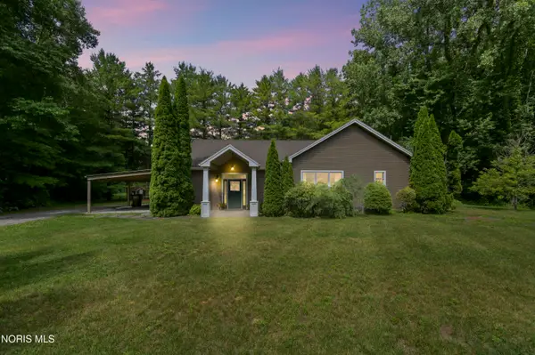 7402 Berridge Road, Whitehouse, OH 43571