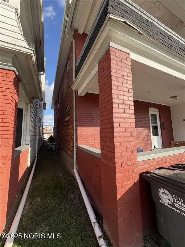 743 Forsythe Street, Toledo, OH 43605 - #3