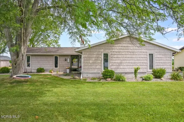 215 Indiana Drive, Bryan, OH 43506