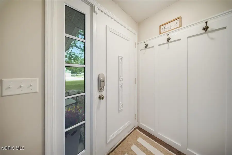 215 Indiana Drive, Bryan, OH 43506 - #2