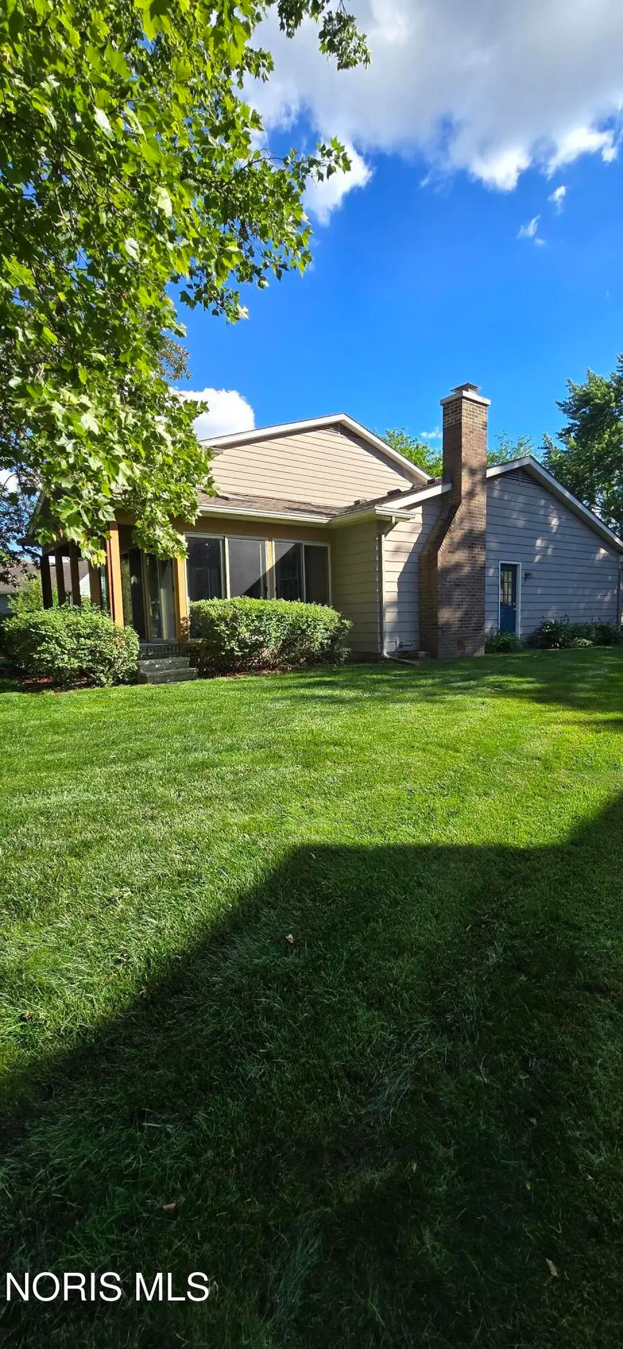 882 Mill Road, Perrysburg, OH 43551 - #2