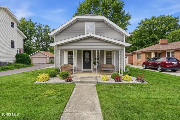 228 E Wallace Street, Findlay, OH 45840