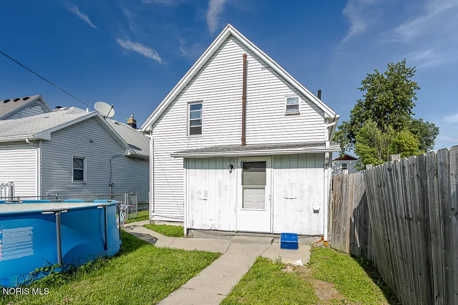 734 Willard Street, Toledo, OH 43605 - #3