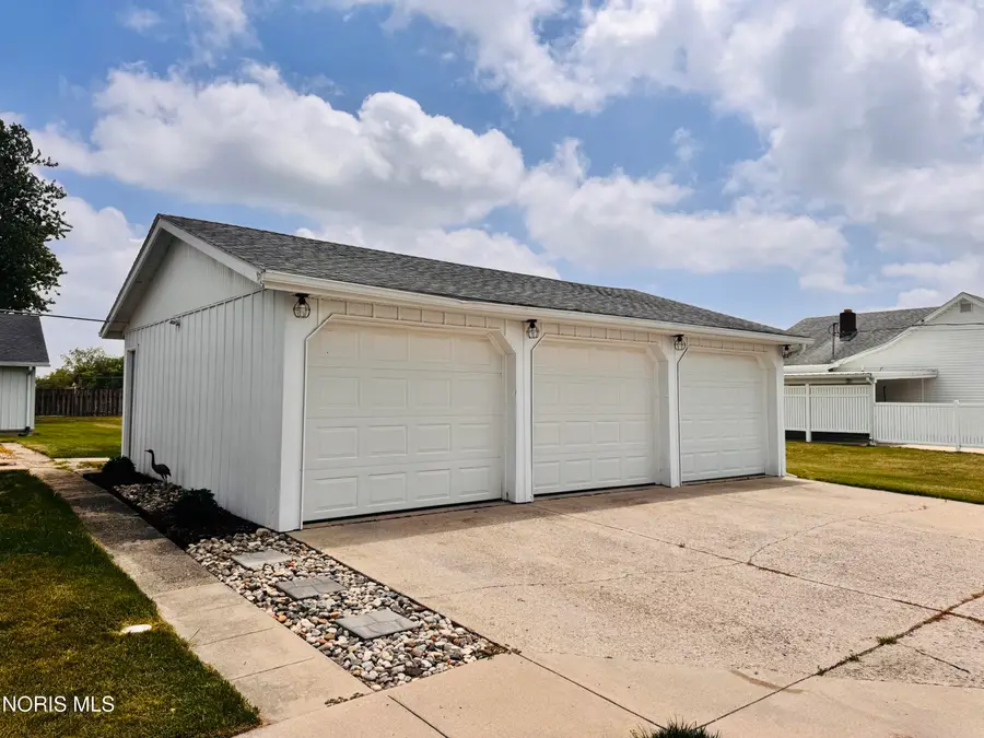 525 Washington Street, Blakeslee, OH 43505 - #2