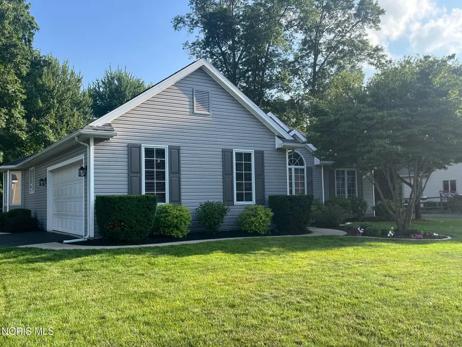 8329 Sycamore Woods Lane, Holland, OH 43528 - #2
