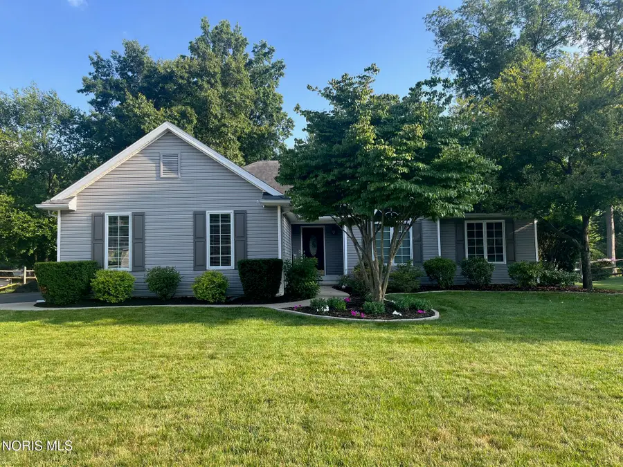 8329 Sycamore Woods Lane, Holland, OH 43528 - #3