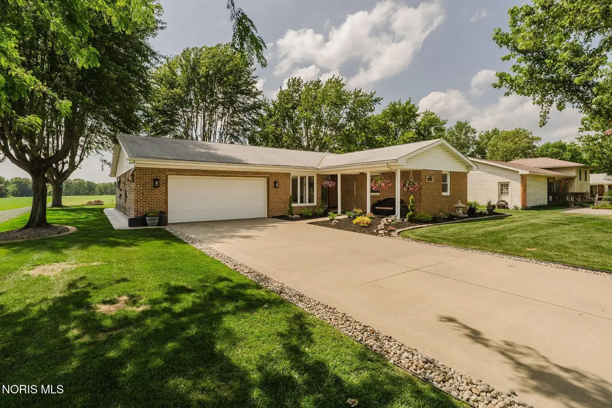 221 Vickie Lane, Fostoria, OH 44830 - #1