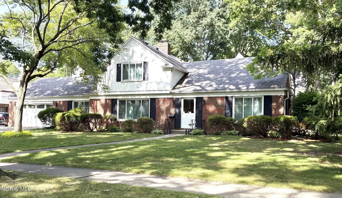 2521 Middlesex Drive, Toledo, OH 43606 - #1