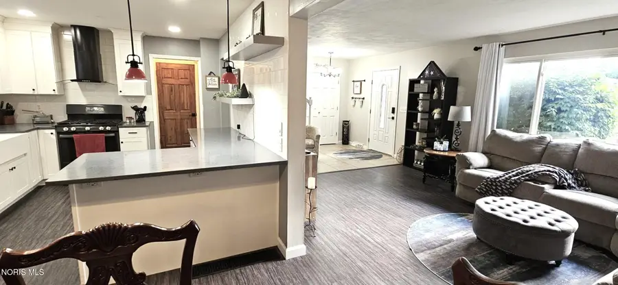 6128 Meadowvale Drive, Toledo, OH 43613 - #3