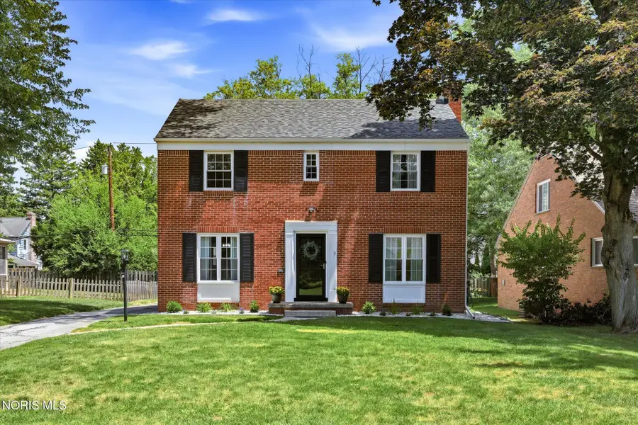 2914 Meadowwood Drive, Toledo, OH 43606 - #2