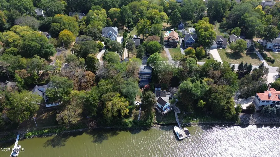 28968 E River Road, Perrysburg, OH 43551 - #2