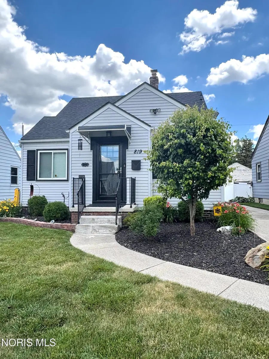819 Southover Road, Toledo, OH 43612 - #2