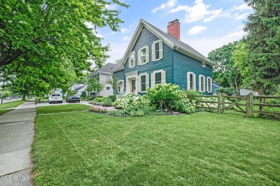 326 W Front Street, Perrysburg, OH 43551 - #3