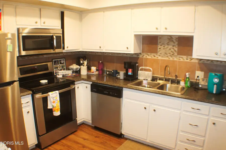 3217 Glanzman Road #Unit 72x, Toledo, OH 43614 - #2