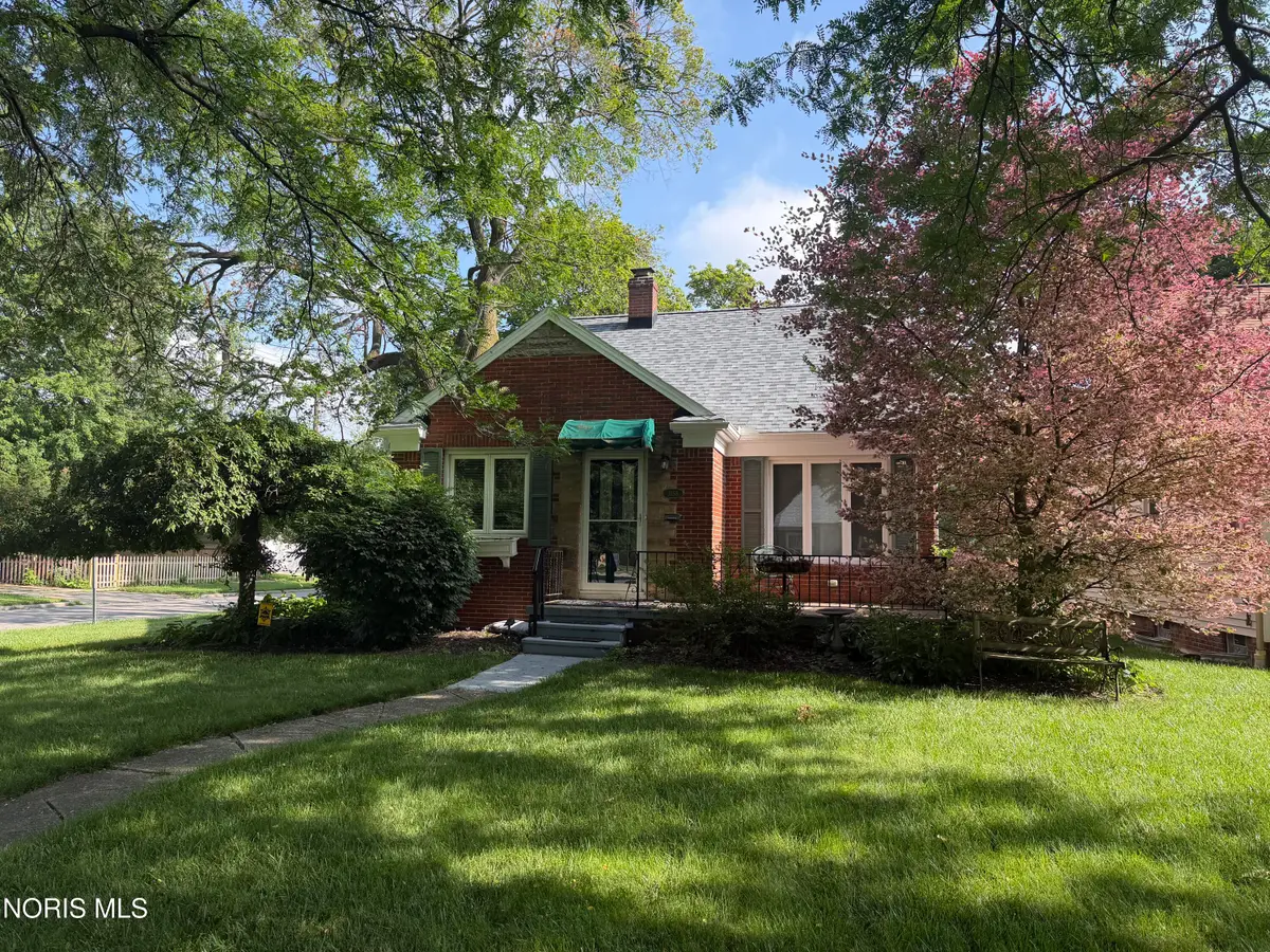 3158 Heatherdowns Boulevard, Toledo, OH 43614 - #1
