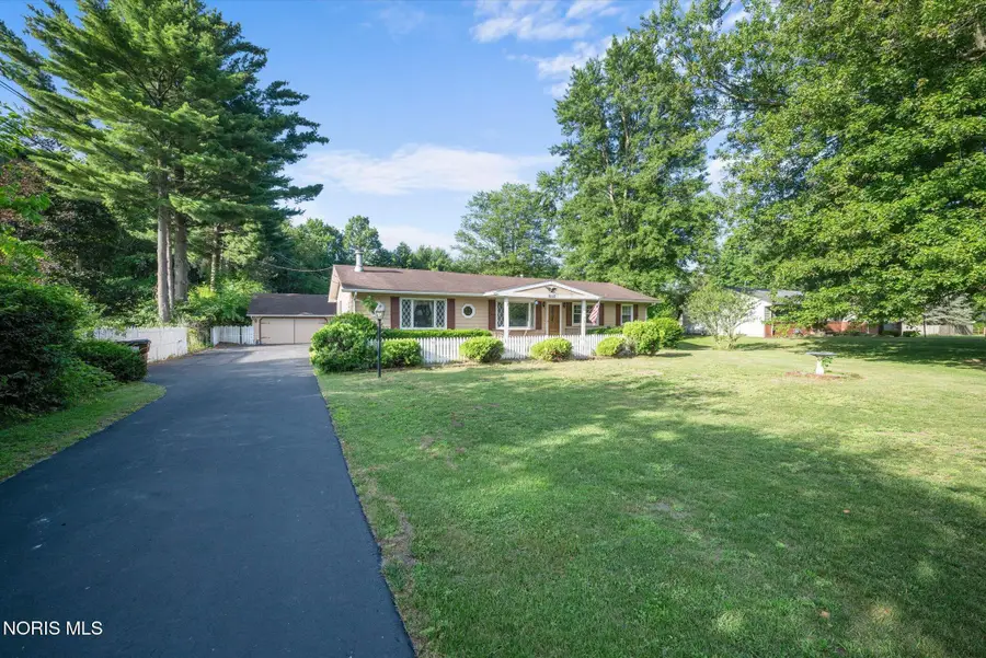8117 Angola Road, Holland, OH 43528 - #2