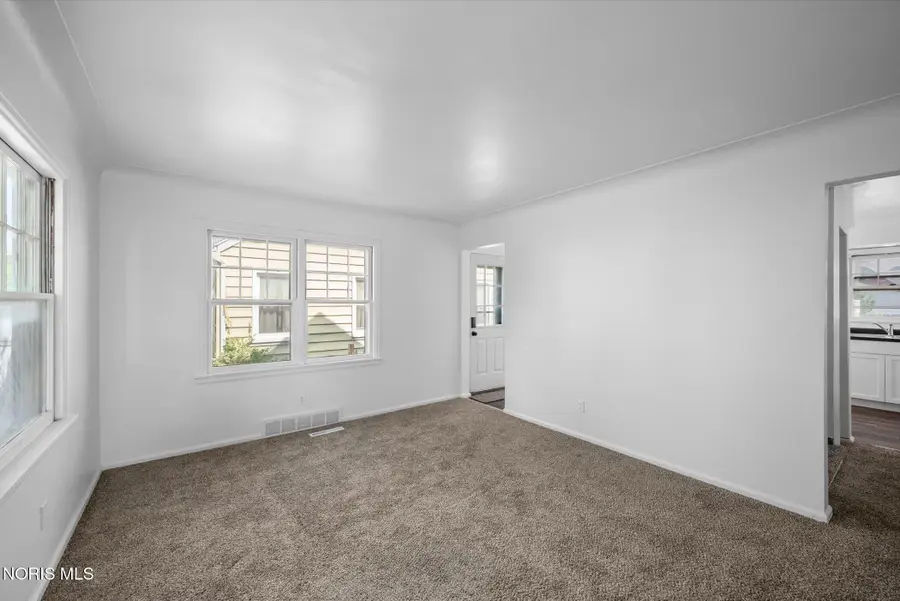 3117 Cragmoor Avenue, Toledo, OH 43614 - #2