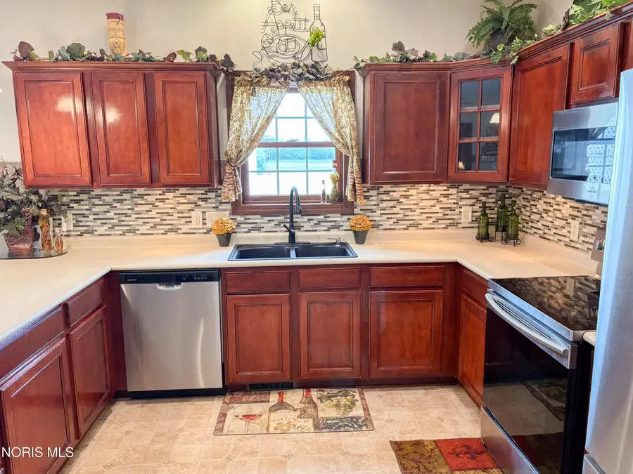910 Water Street, Woodville, OH 43469 - #3