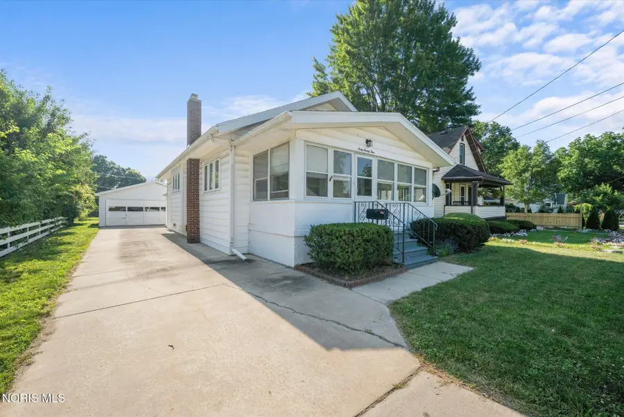6024 Park Street, Sylvania, OH 43560 - #2