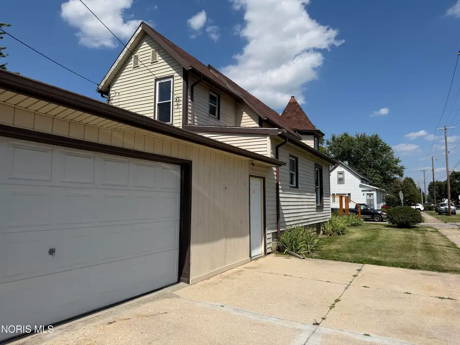 1004 Alger Street, Fremont, OH 43420 - #2