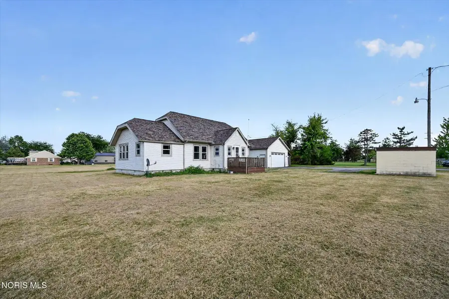 760 N Cousino Road, Oregon, OH 43616 - #2