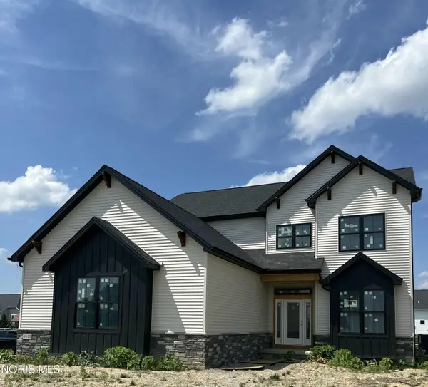 9510 Rockingham Drive, Whitehouse, OH 43571