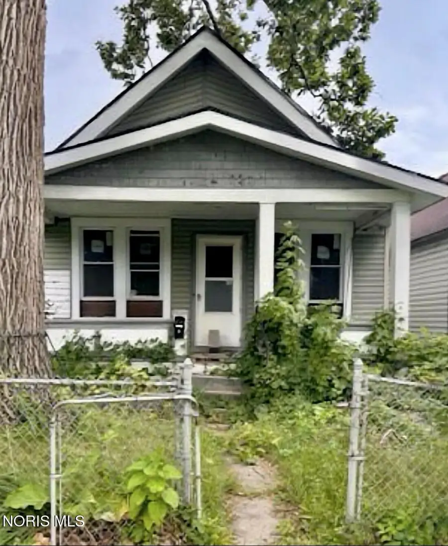 1611 Fernwood Avenue, Toledo, OH 43607 - #2