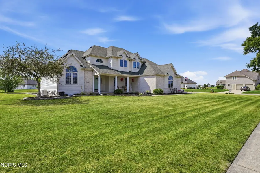 808 Pine Valley Drive, Bowling Green, OH 43402 - #2