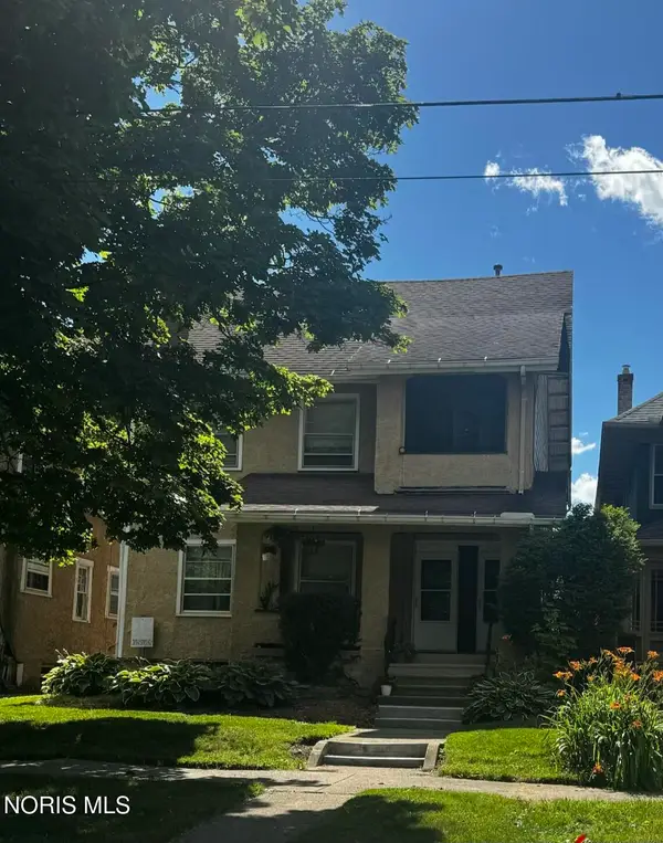 2445 Parkwood Avenue, Toledo, OH 43620