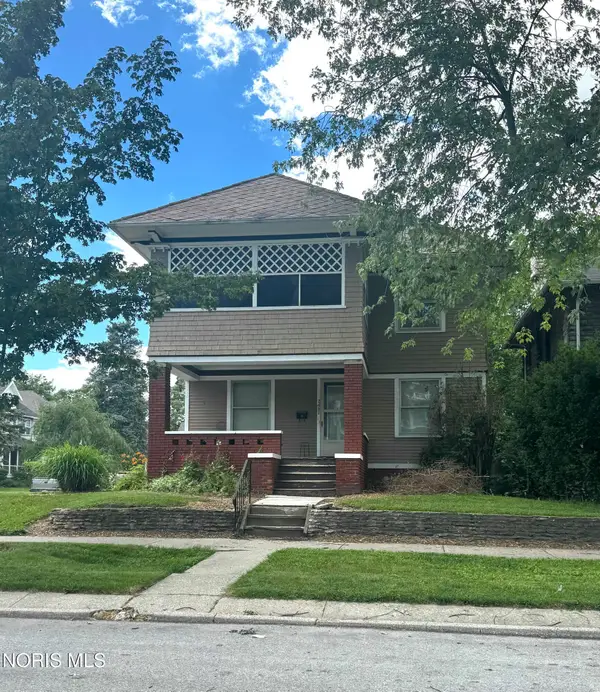 2461 Parkwood Avenue, Toledo, OH 43620