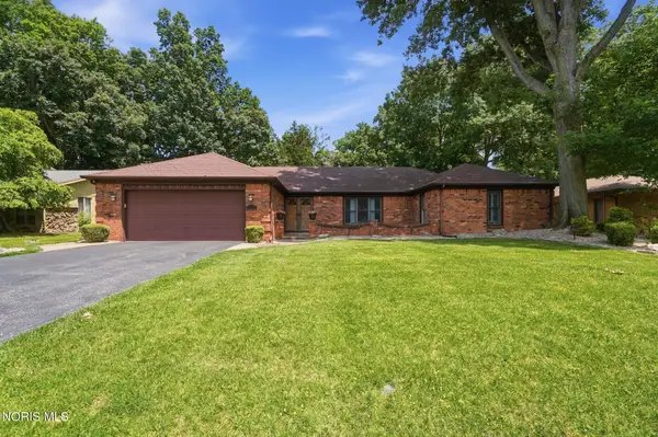 1649 Fallbrook Court, Toledo, OH 43614