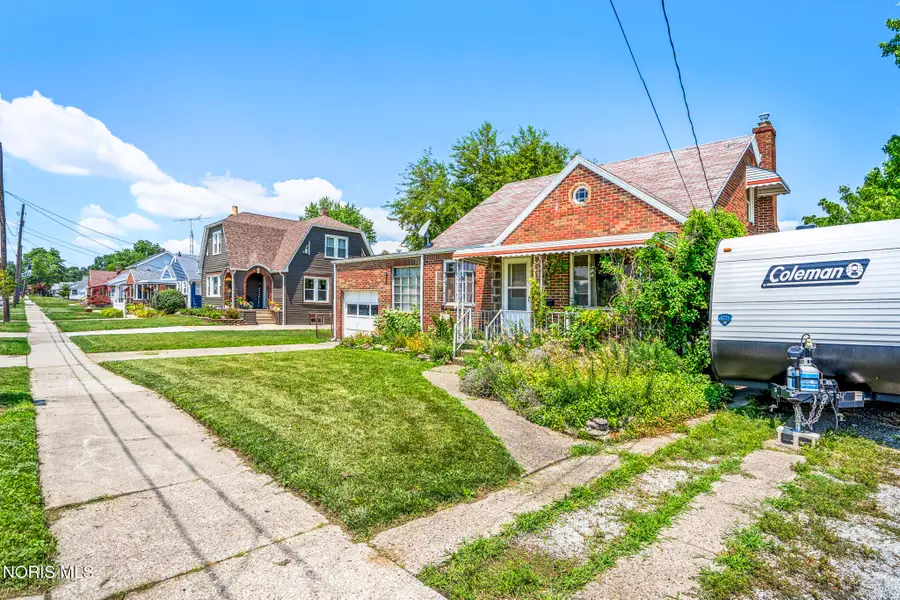 2737 109th Street, Toledo, OH 43611 - #3