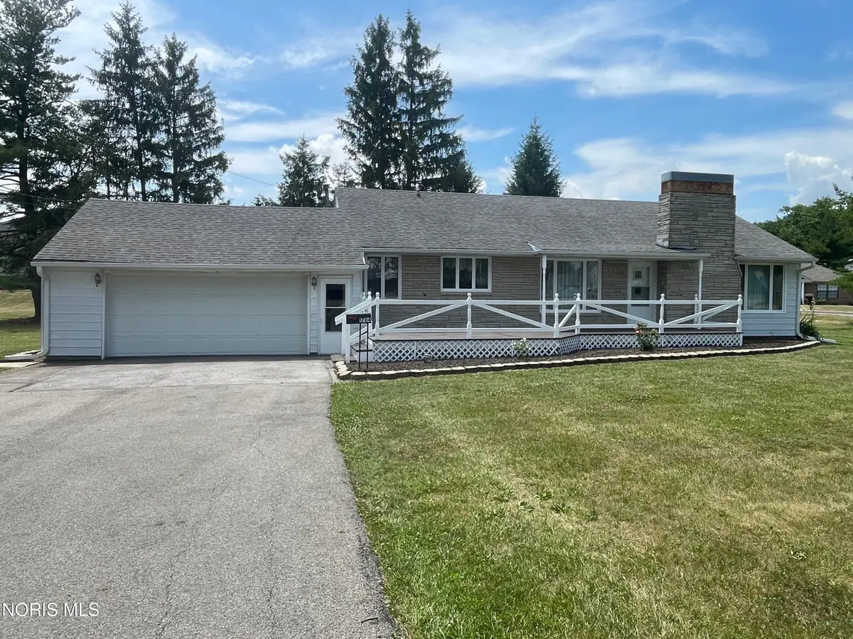 1704 E High Street, Bryan, OH 43506 - #1