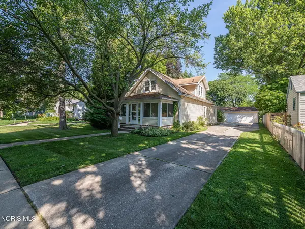549 E 6th Street, Perrysburg, OH 43551