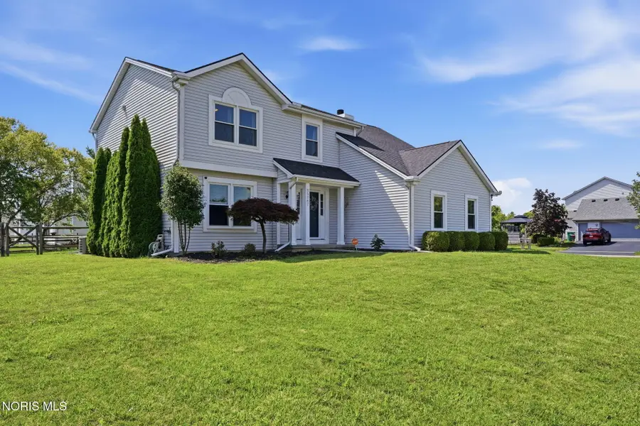 25267 Ramblehurst Drive, Perrysburg, OH 43551 - #2
