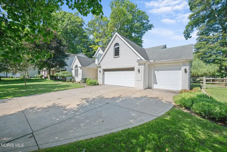 2124 Mcintosh Drive, Holland, OH 43528 - #3