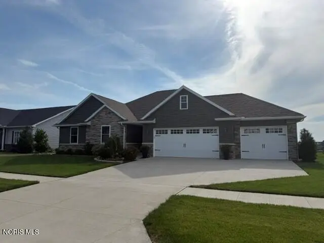 922 Kathy Drive, Bowling Green, OH 43402 - #1