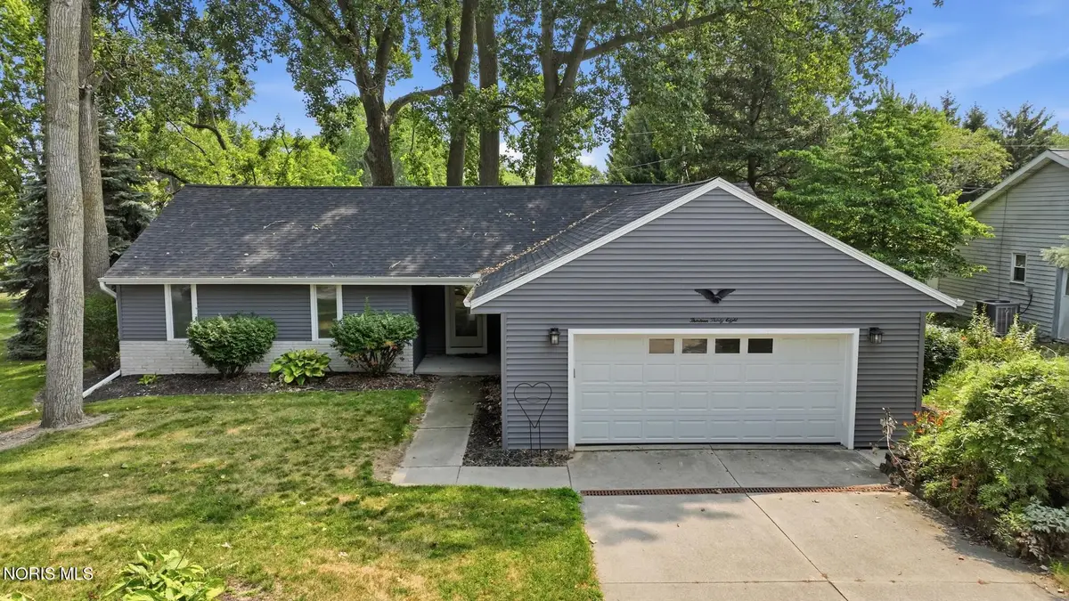 1338 N Park Lane, Wauseon, OH 43567 - #1
