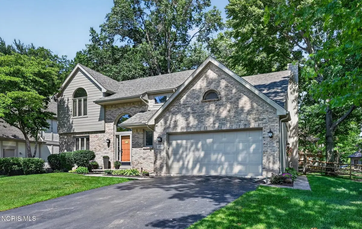 2438 Wembley Terrace North, Toledo, OH 43617 - #1