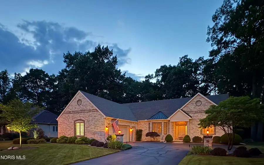 7910 Colony Woods Drive, Toledo, OH 43617 - #2
