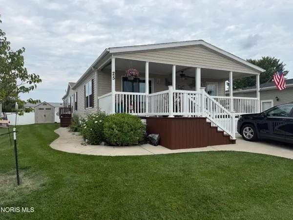 27484 Oregon Road #25, Perrysburg, OH 43551
