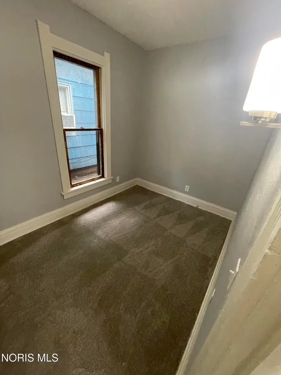 533 Spencer Street, Toledo, OH 43609 - #3