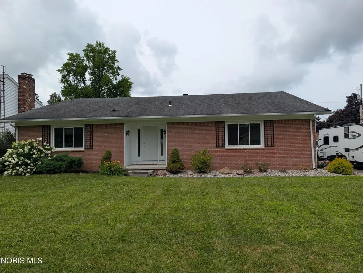 906 Fennimore Street, Fremont, OH 43420 - #1