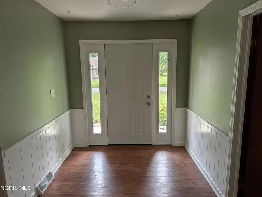906 Fennimore Street, Fremont, OH 43420 - #2